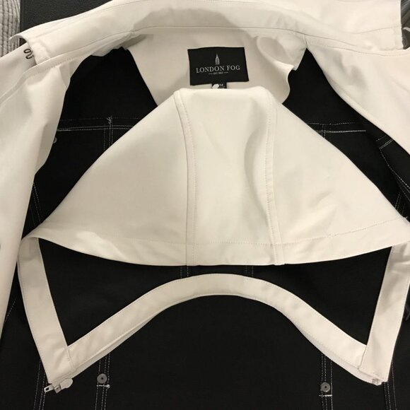 London Fog Classic Rain Trench Coat – Stone Ivory, Size M - Picture 7 of 11